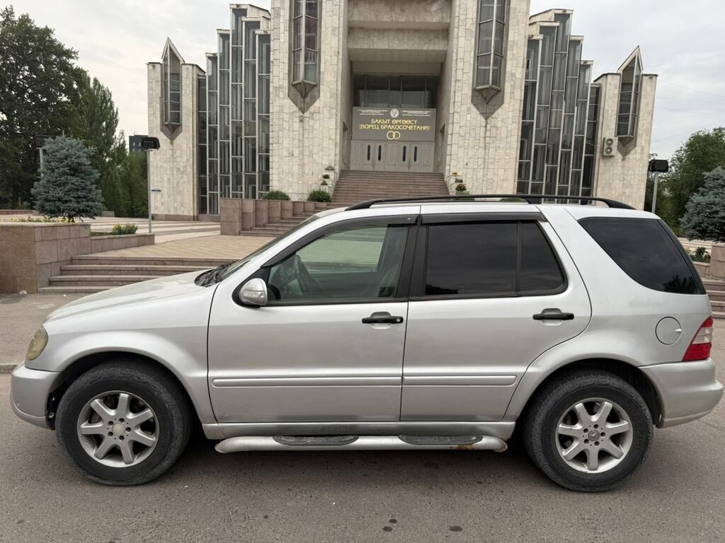 Mercedes-Benz ML-Class
