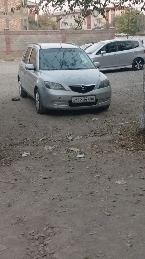 Mazda 2