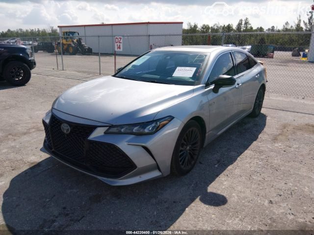 Toyota Avalon V