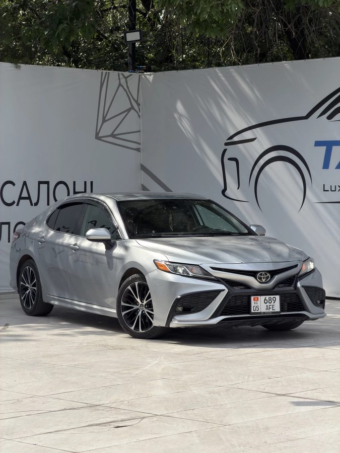 Toyota Camry VIII (XV70) 2017