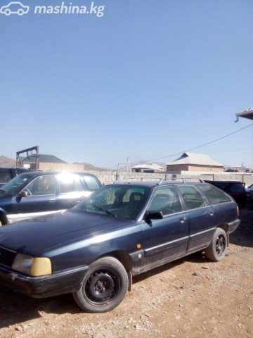 Audi 100