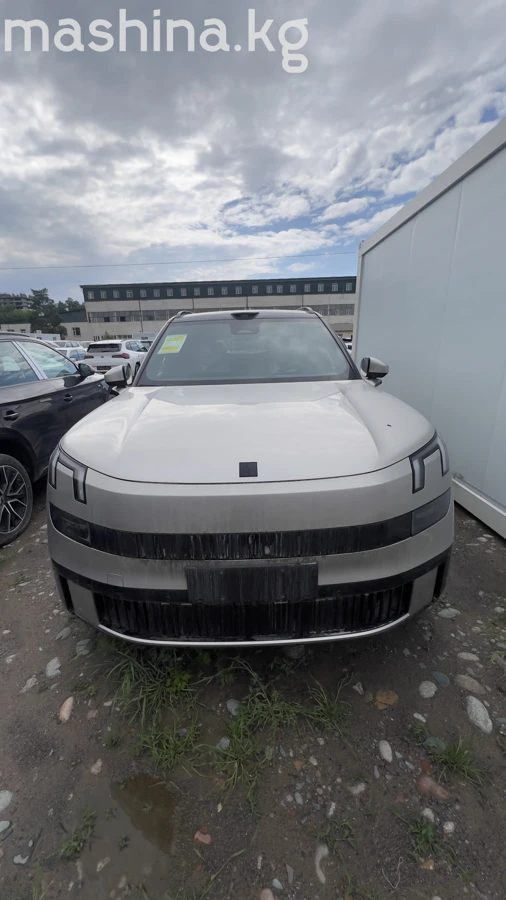 Lynk & Co 900 2026