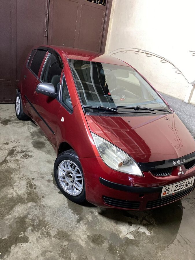 Mitsubishi Colt