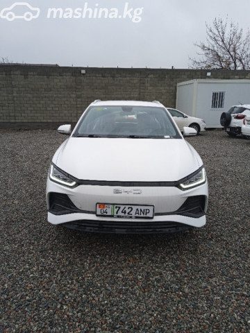BYD E2