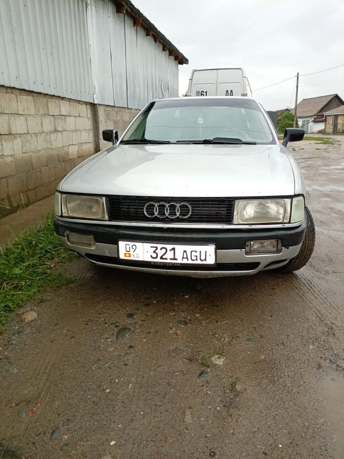 Audi 80