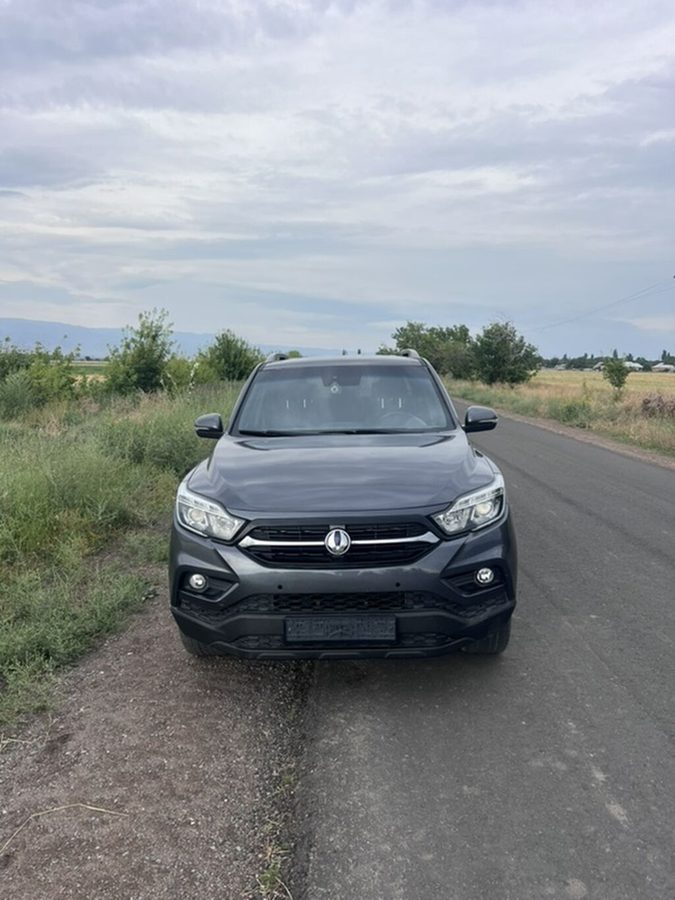 Ssangyong Rexton Khan
