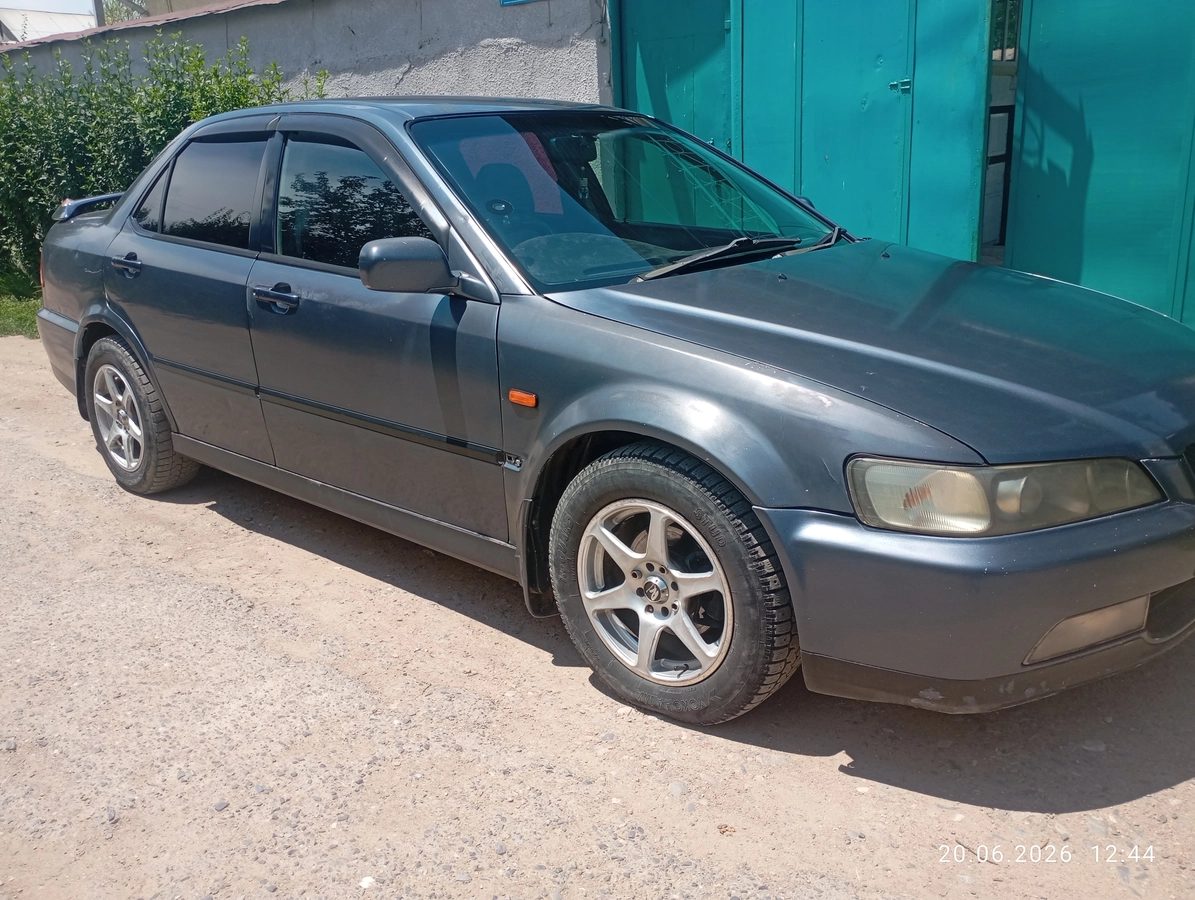 Honda Torneo 2001