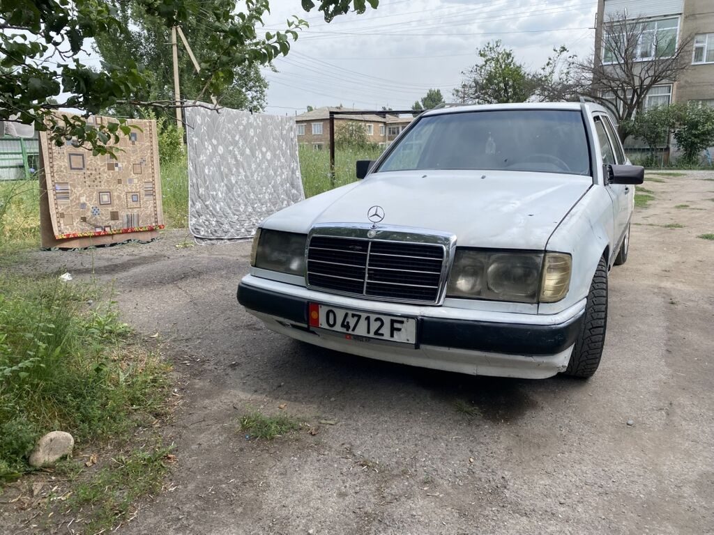 Mercedes-Benz W124