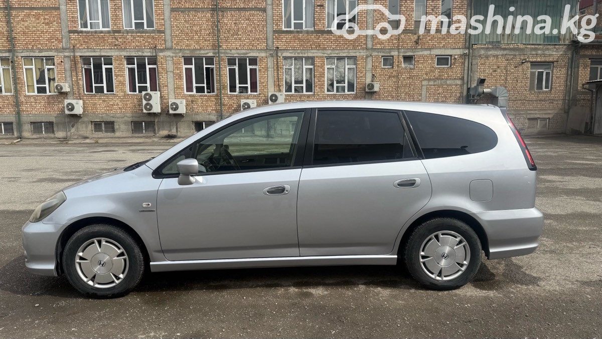 Honda Stream I Рестайлинг