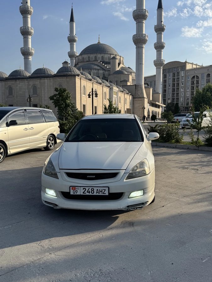 Honda Inspire IV 2003
