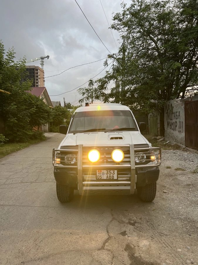 Mitsubishi Pajero II 1997