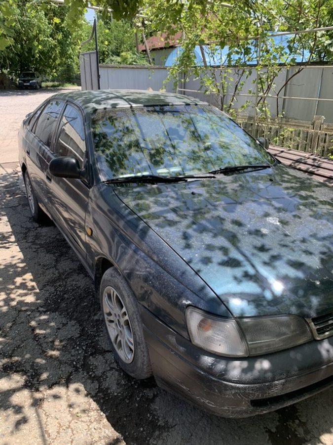 Toyota Carina E
