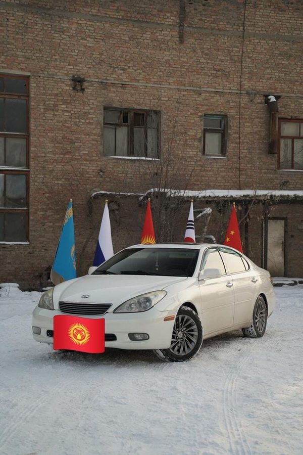 Lexus ES