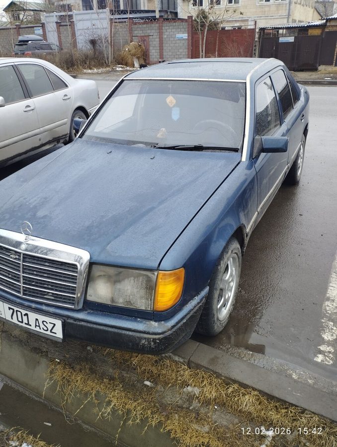 Mercedes-Benz W124
