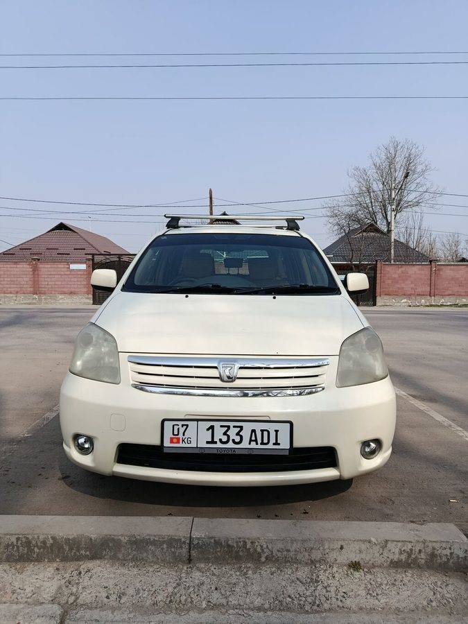 Toyota Raum