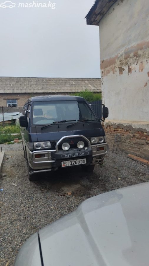 Mitsubishi Delica