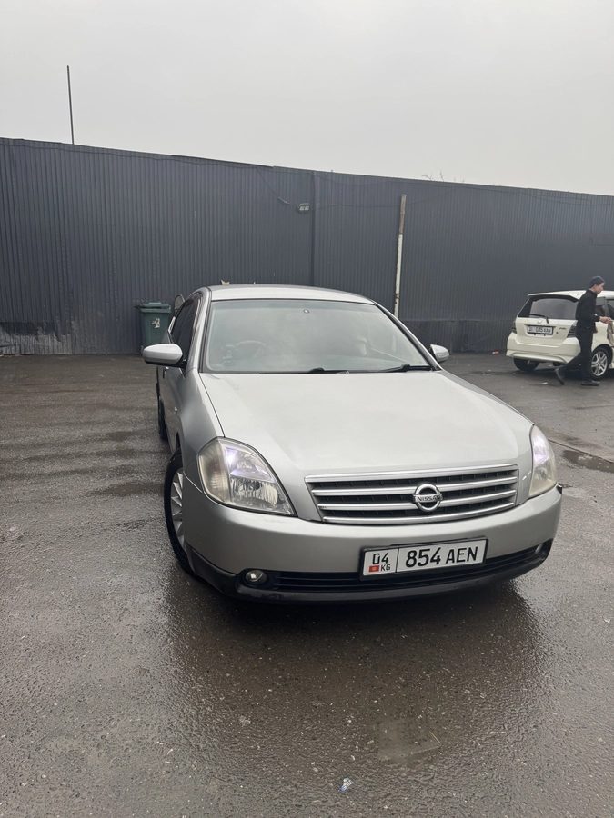 Nissan Teana I 2003