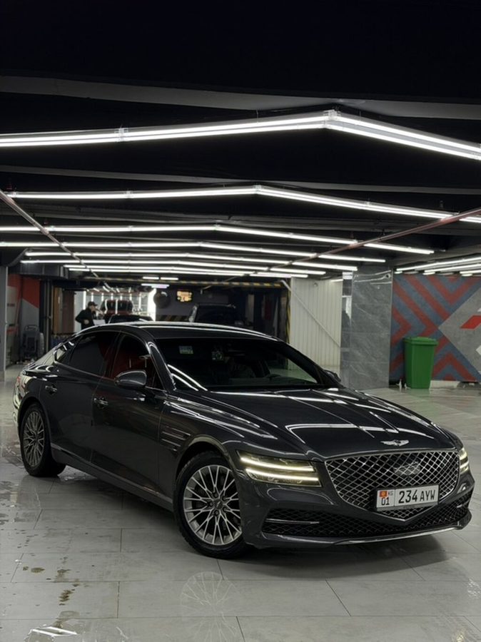 Hyundai Genesis