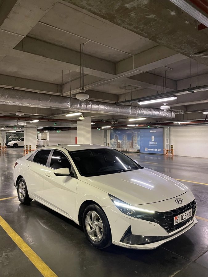Hyundai Avante VII 2020