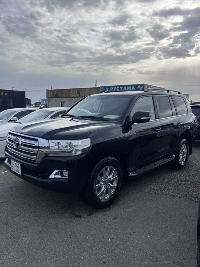 Toyota Land Cruiser