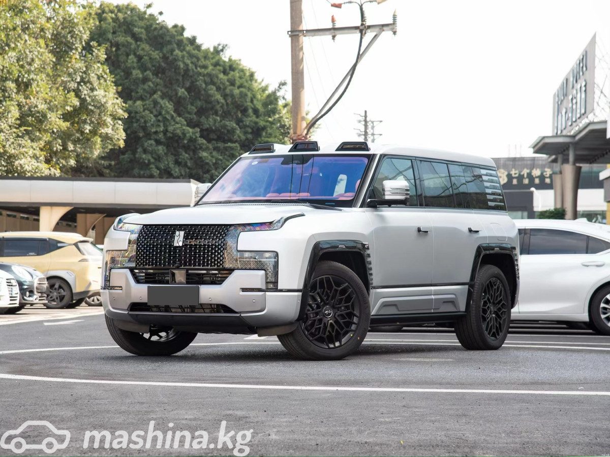 BYD Yangwang U8