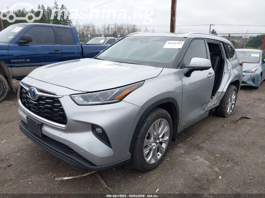 Toyota Highlander IV (U70)