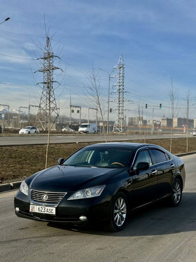 Lexus ES