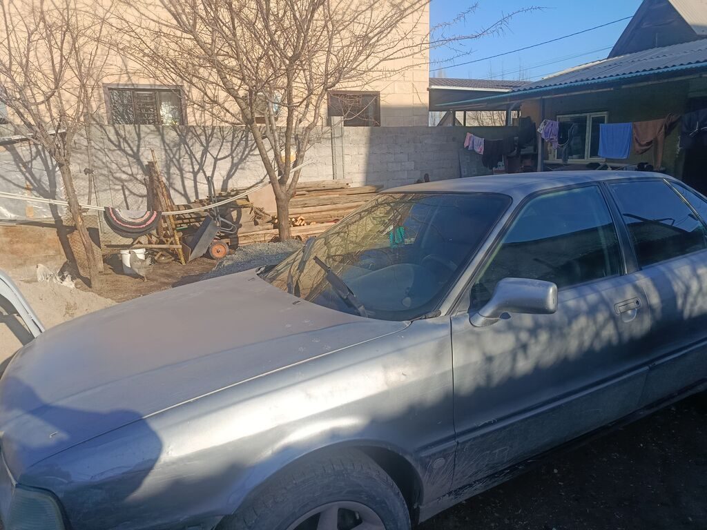 Audi 80