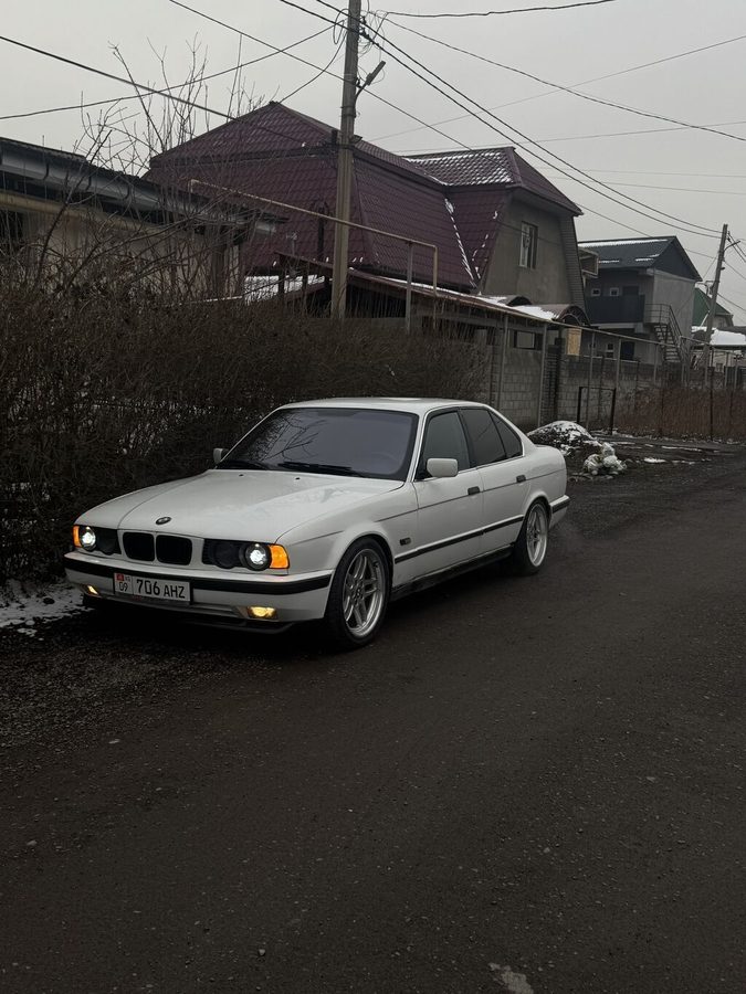BMW 525