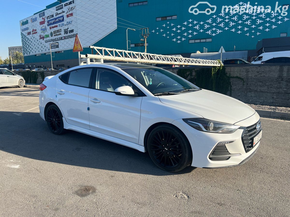 Hyundai Avante VI