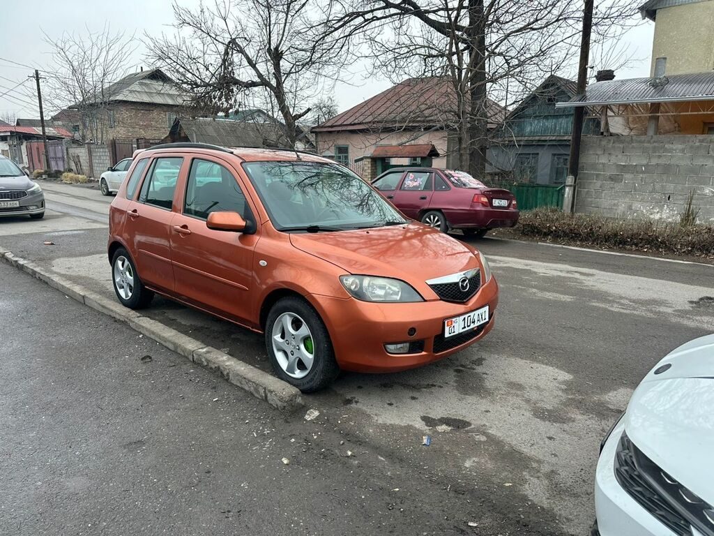 Mazda 2