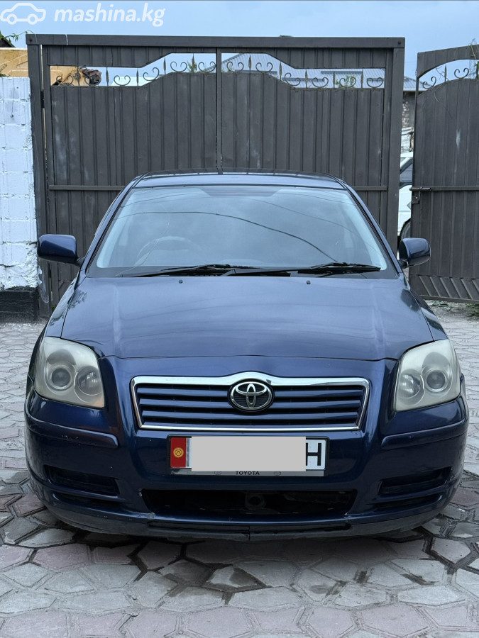 Toyota Avensis II