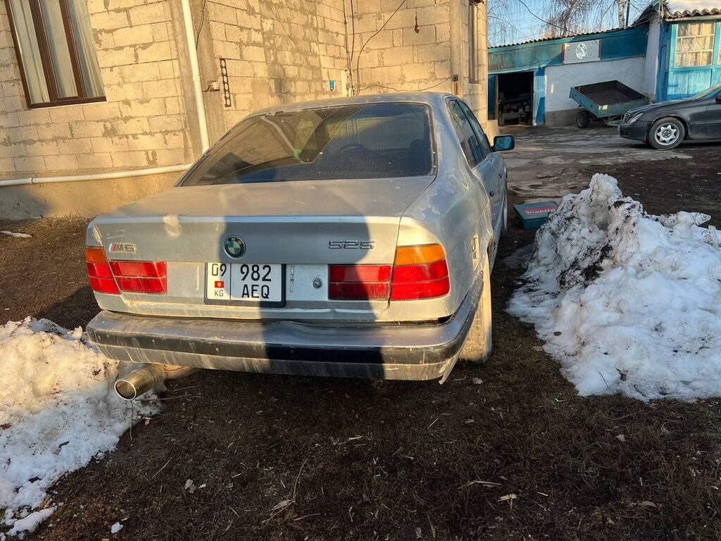 BMW 525