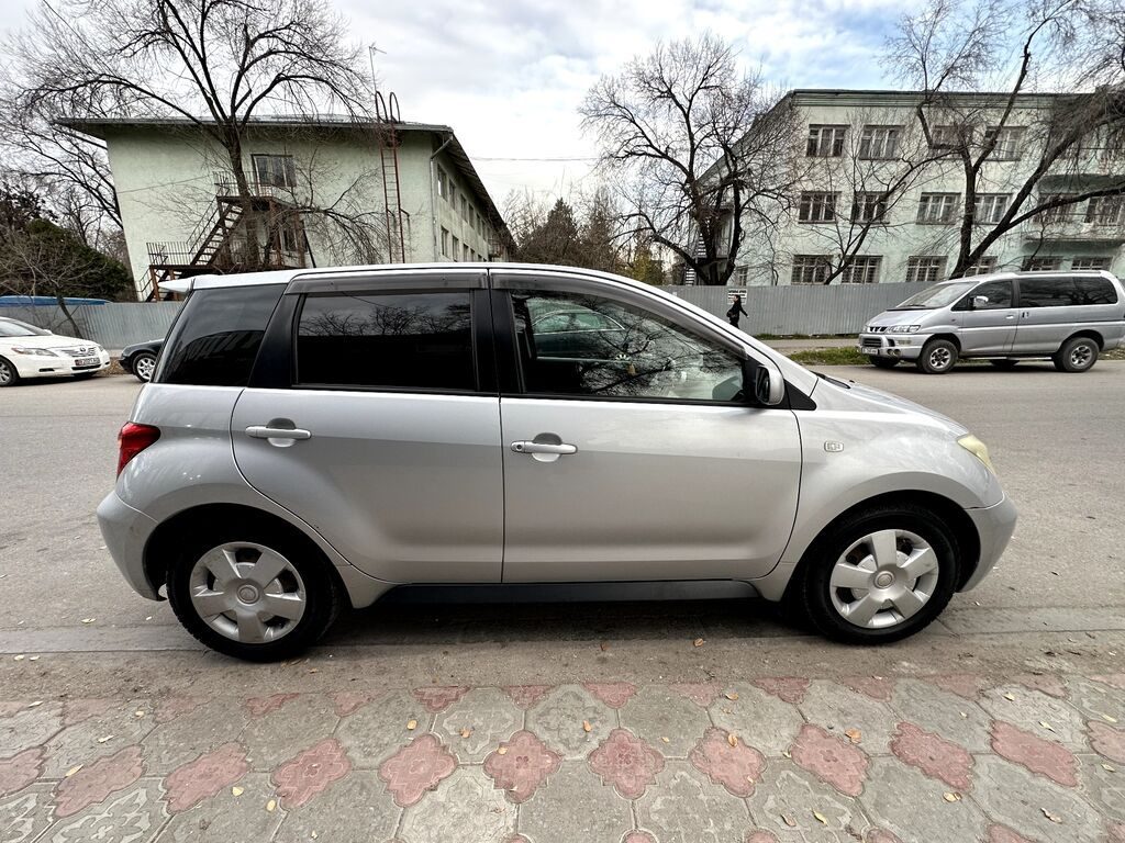 Toyota Ist