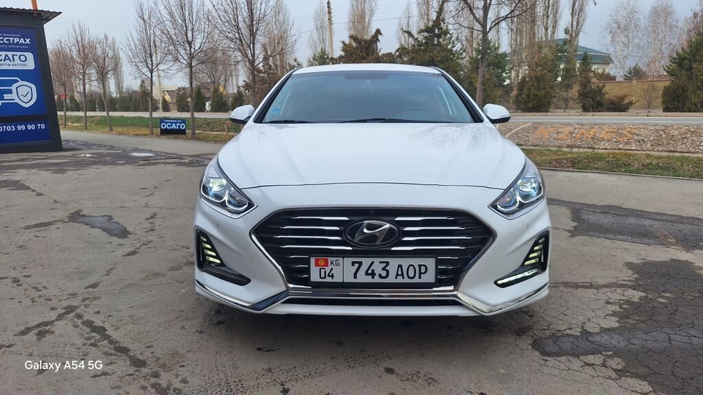 Hyundai Sonata