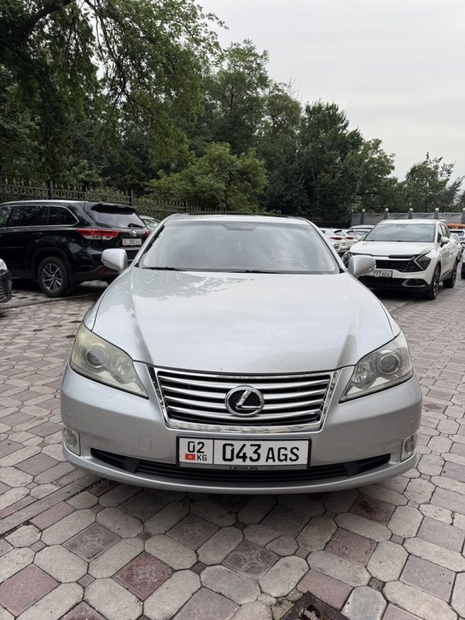 Lexus ES