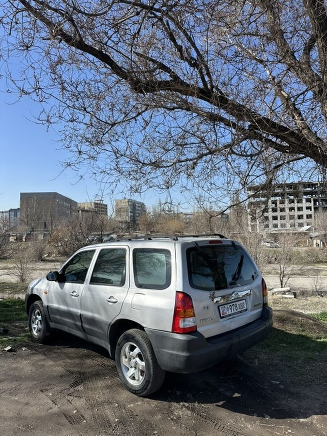 Mazda Tribute