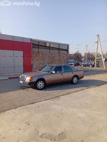 Mercedes-Benz W124