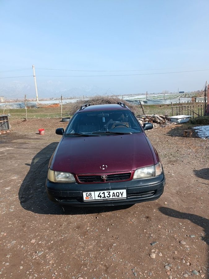 Toyota Carina E