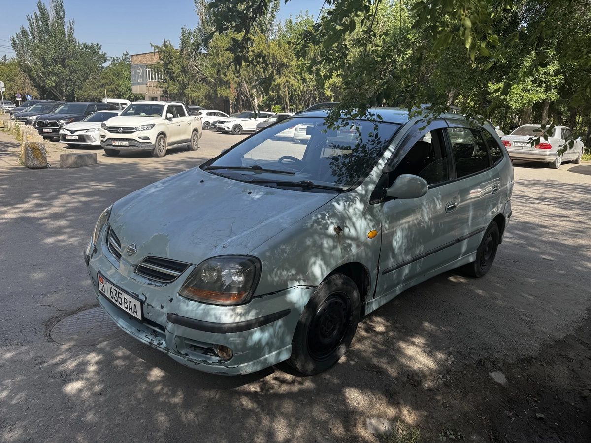 Nissan Almera Tino 1999