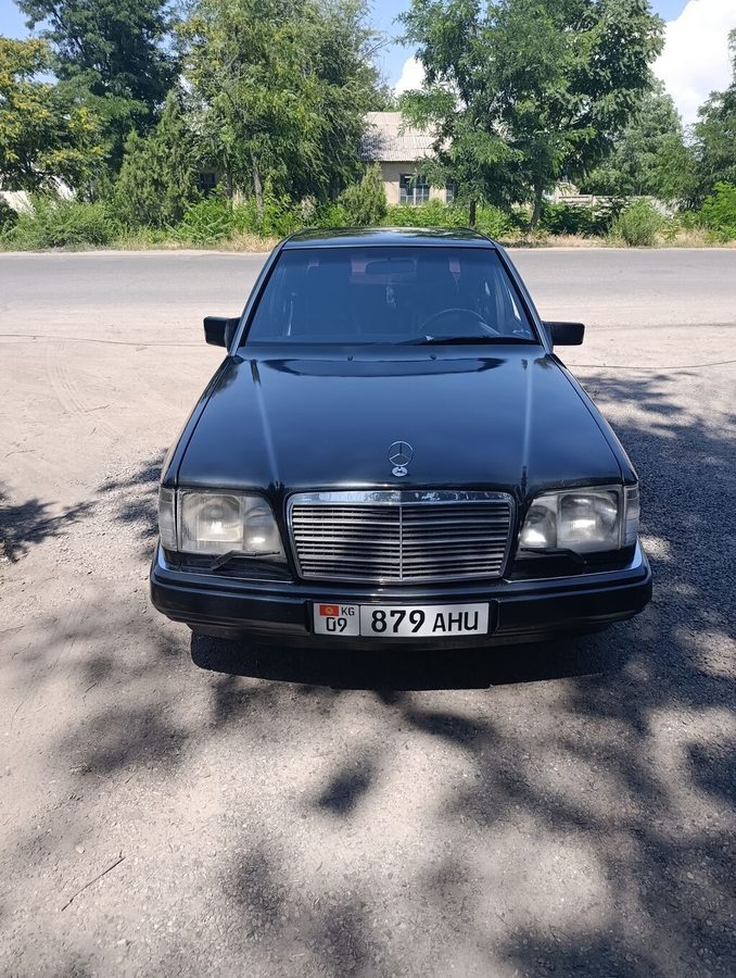 Mercedes-Benz W124