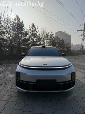 LiXiang L8