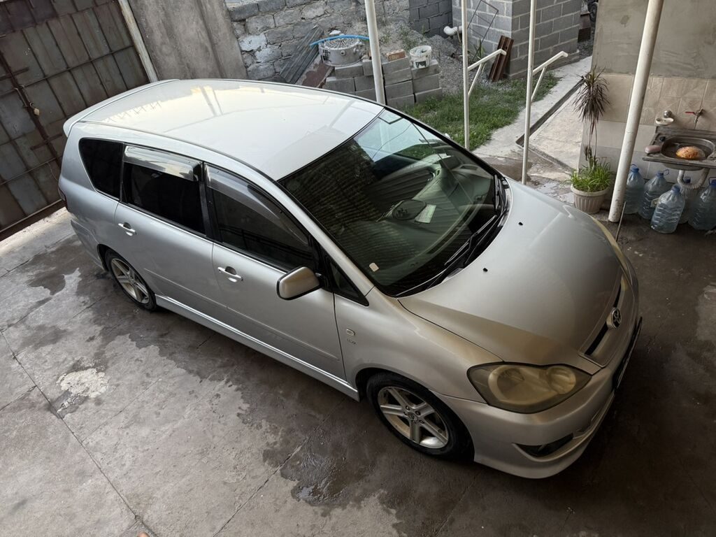Toyota Ipsum