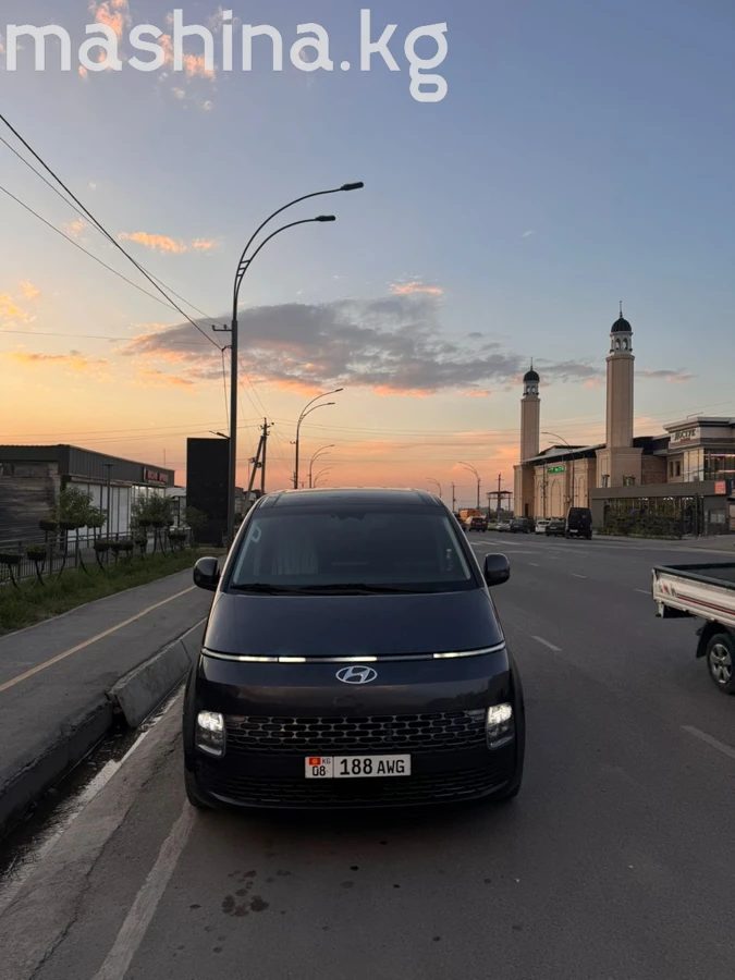 Продажа Hyundai Staria 2021
