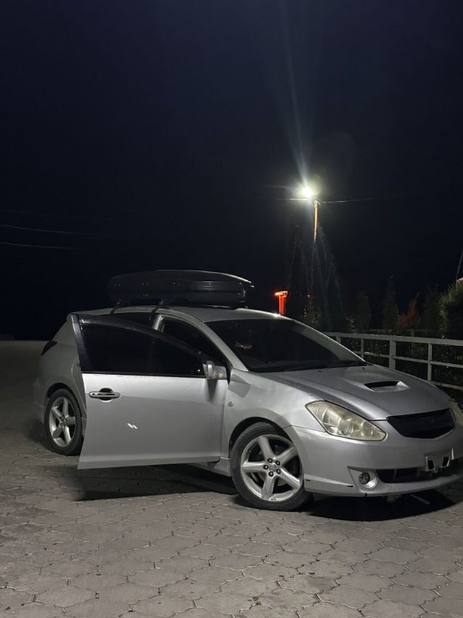 Toyota Caldina