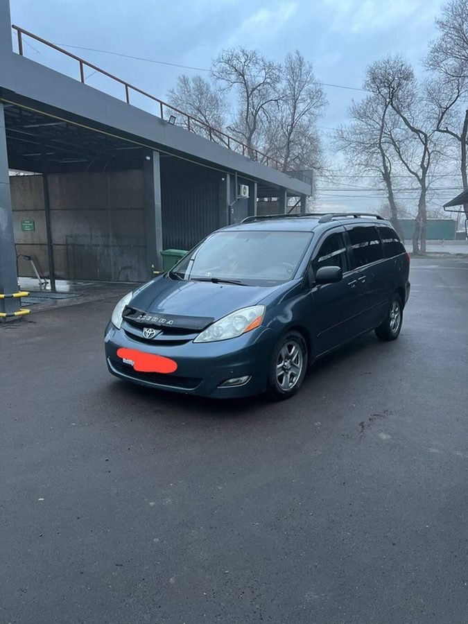 Toyota Sienna