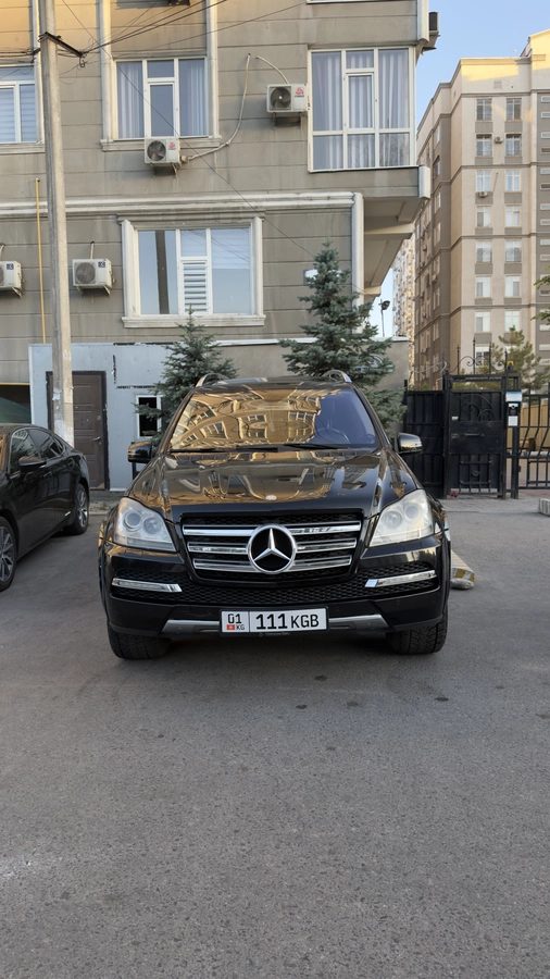 Mercedes-Benz GL-Класс I (X164) Рестайлинг 550 5.5 AT 4WD