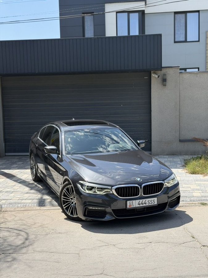 BMW 530