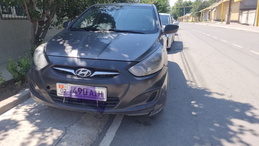 Hyundai Accent