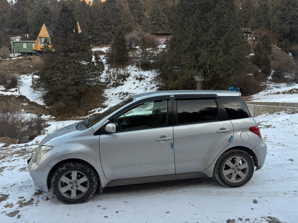 Toyota Ist